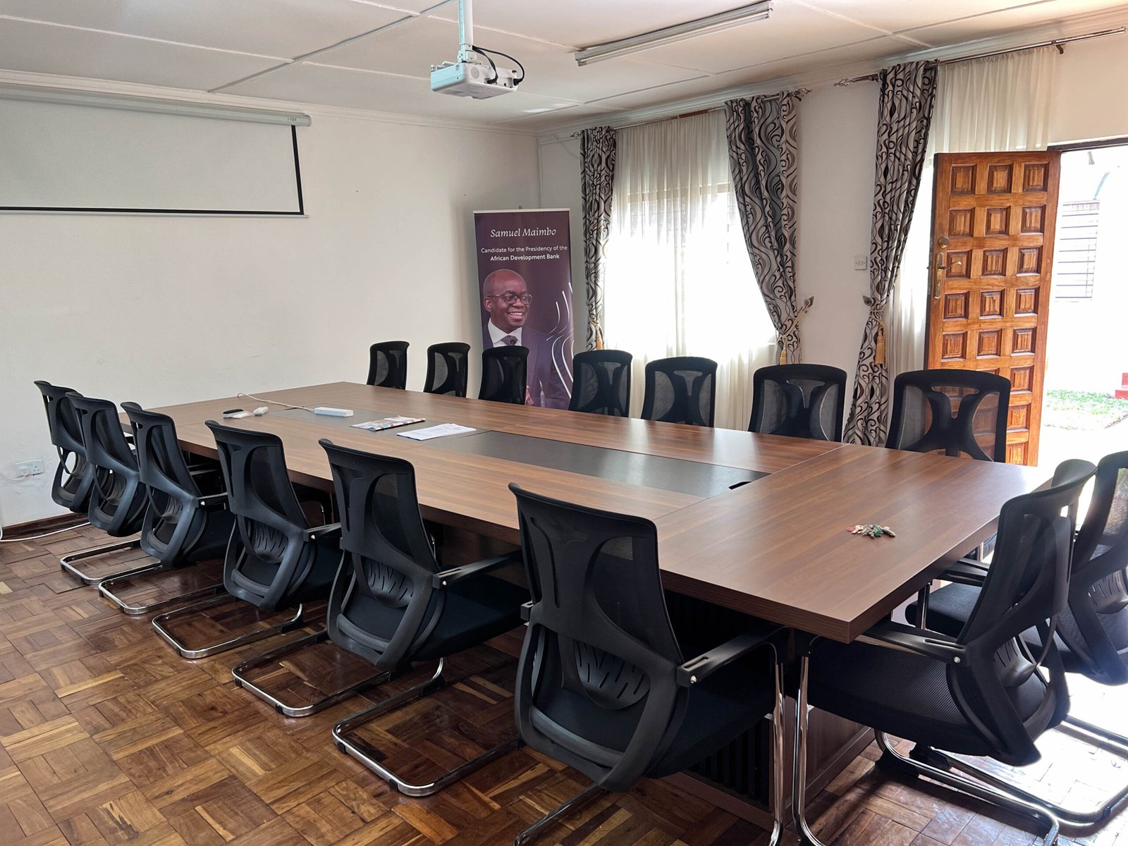 Relocating Teams? We Handle everything